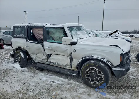 2022 Ford Bronco Base from USA, damaged, VIN 1FMEE5DP8NLB60401
